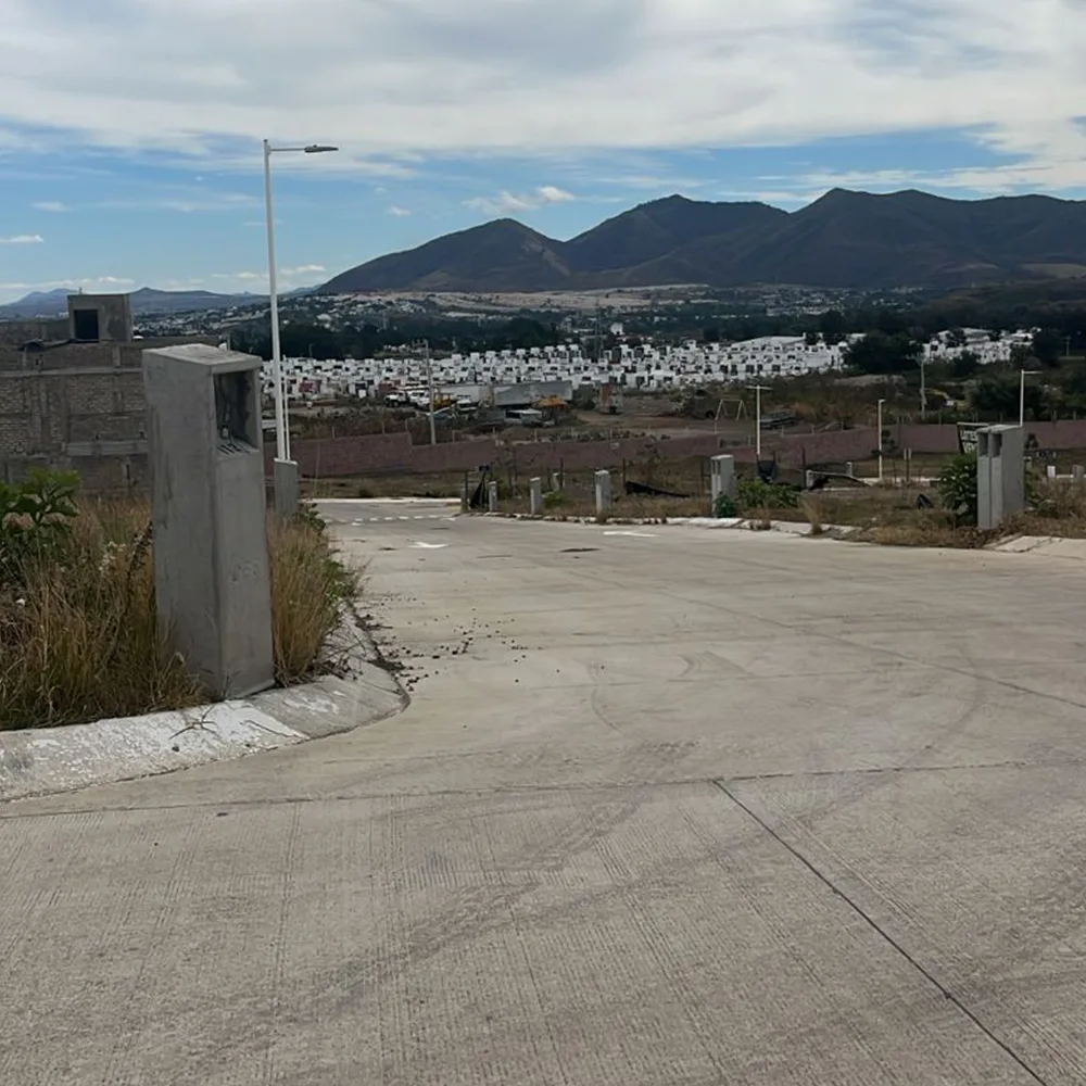 Vista desde la calle en Coto Albazur